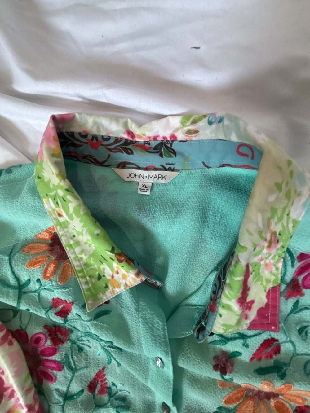 John Mark Embroidered Floral Patchwork Button Up Blouse Size XL - Picture 4 of 6